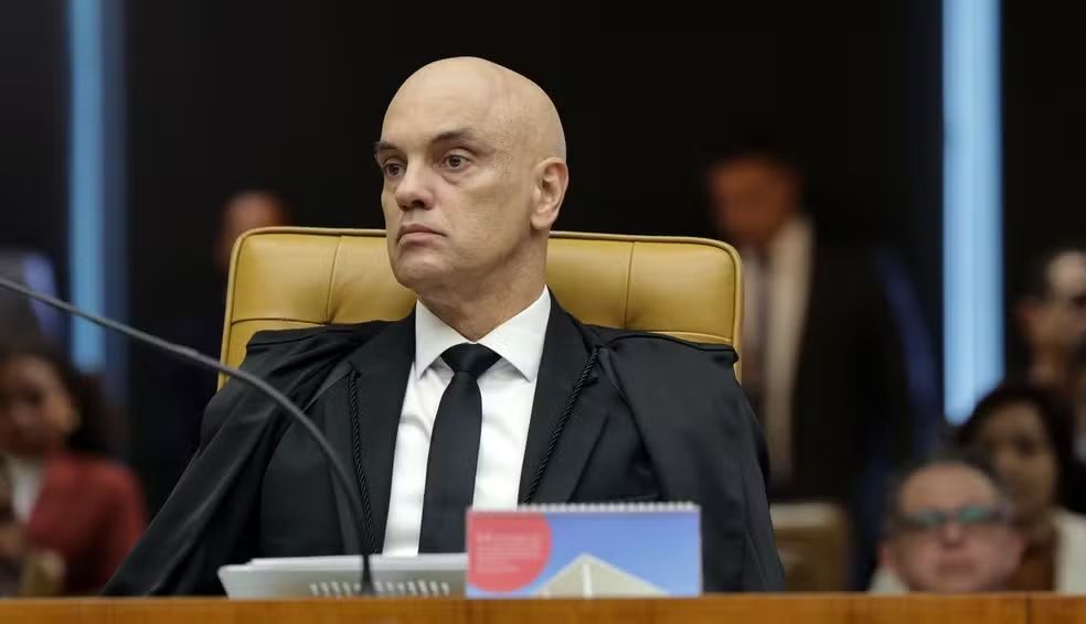 Banco do Brasil bloqueia cartões internacionais de Moraes e oferece alternativa nacional